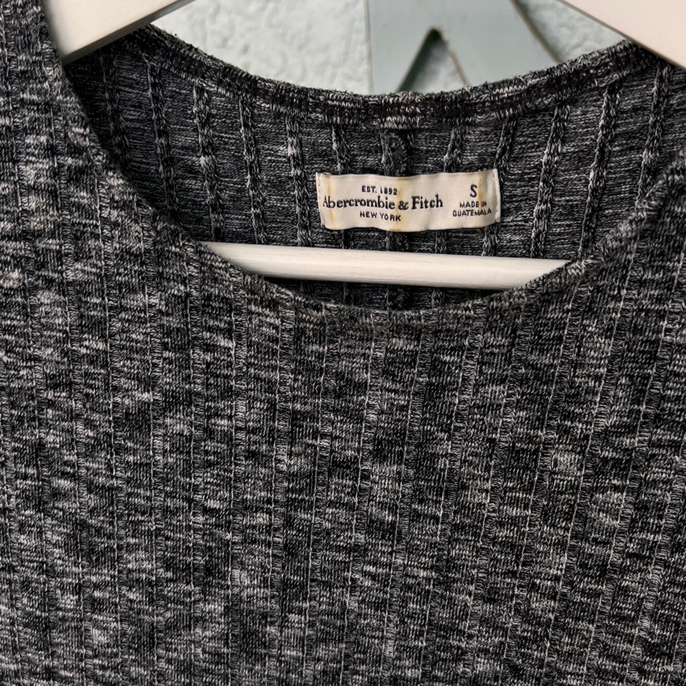 Abercrombie And Fitch Black White Soft Knit Tunic Size S Short Sleeve Comfort - Picture 3 of 12